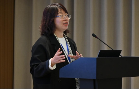 暨南大学副教授,中国社会保障学会社会救助分会副秘书长李琴作大会报告 暨南大学副教授,中国社会保障学会社会救助分会副秘书长李琴作大会报告